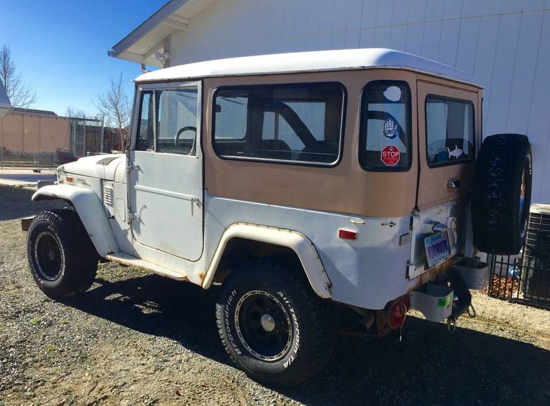 Illustration for article titled For $12,000, This 1973 Toyota Land Cruiser Asks How’s Your Tetanus Protection?